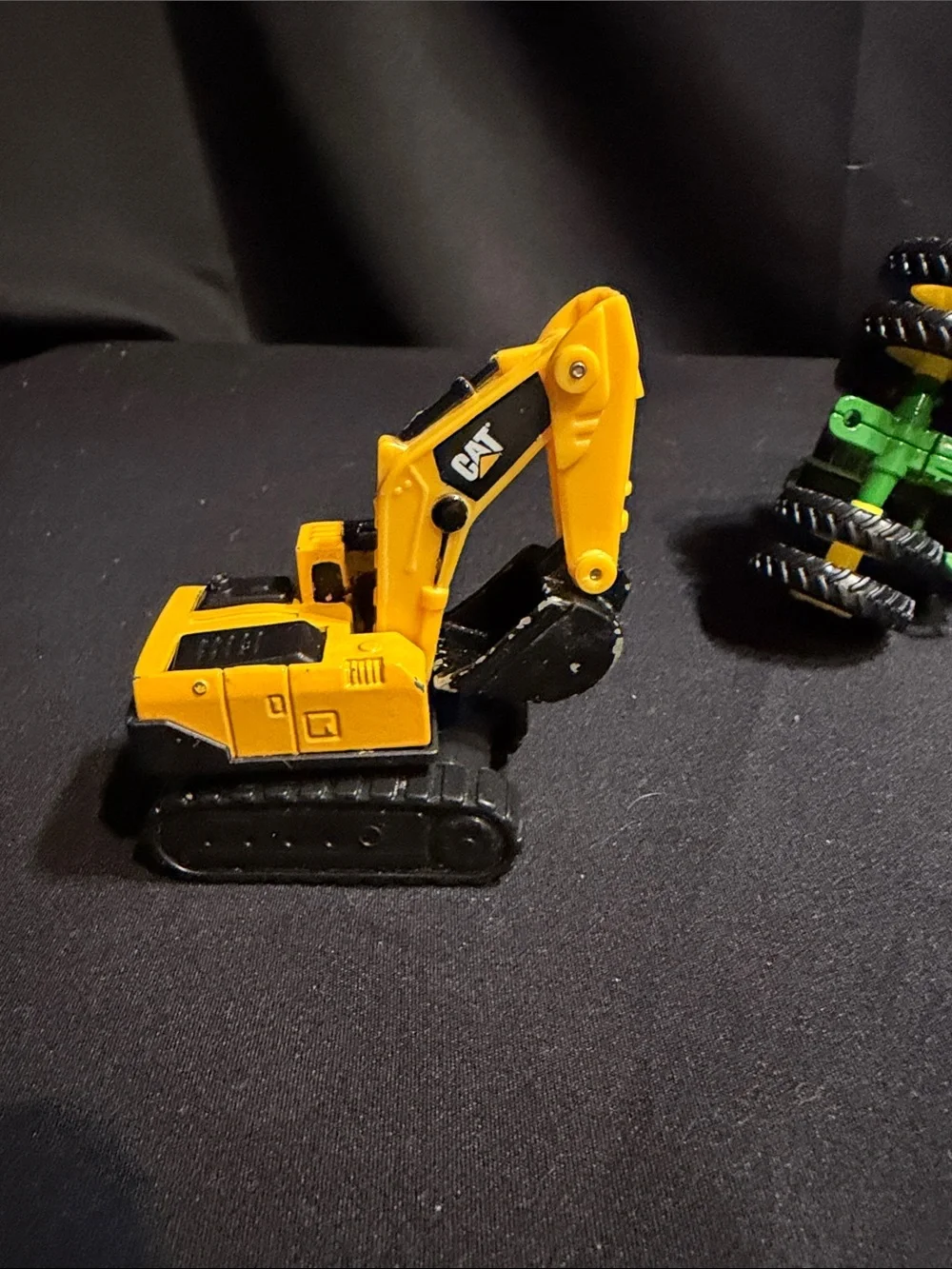 Bundle Die-cast Hot Wheel Toys~Including Yoshi!
